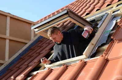 Pose de fenêtres de toit Velux à Rouy